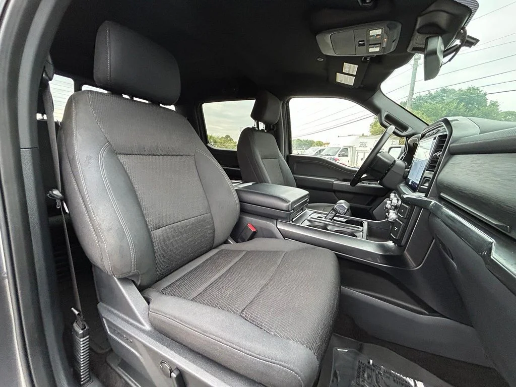 Used 2022 Gray Metallic Ford XLT image 29