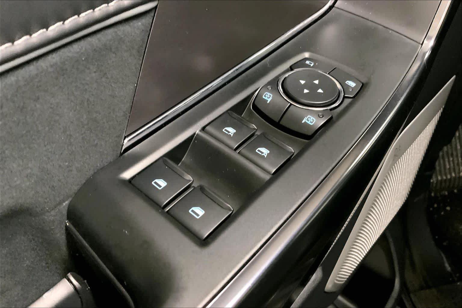 New 2026 Antimatter Blue Metallic Ford Platinum® image 17