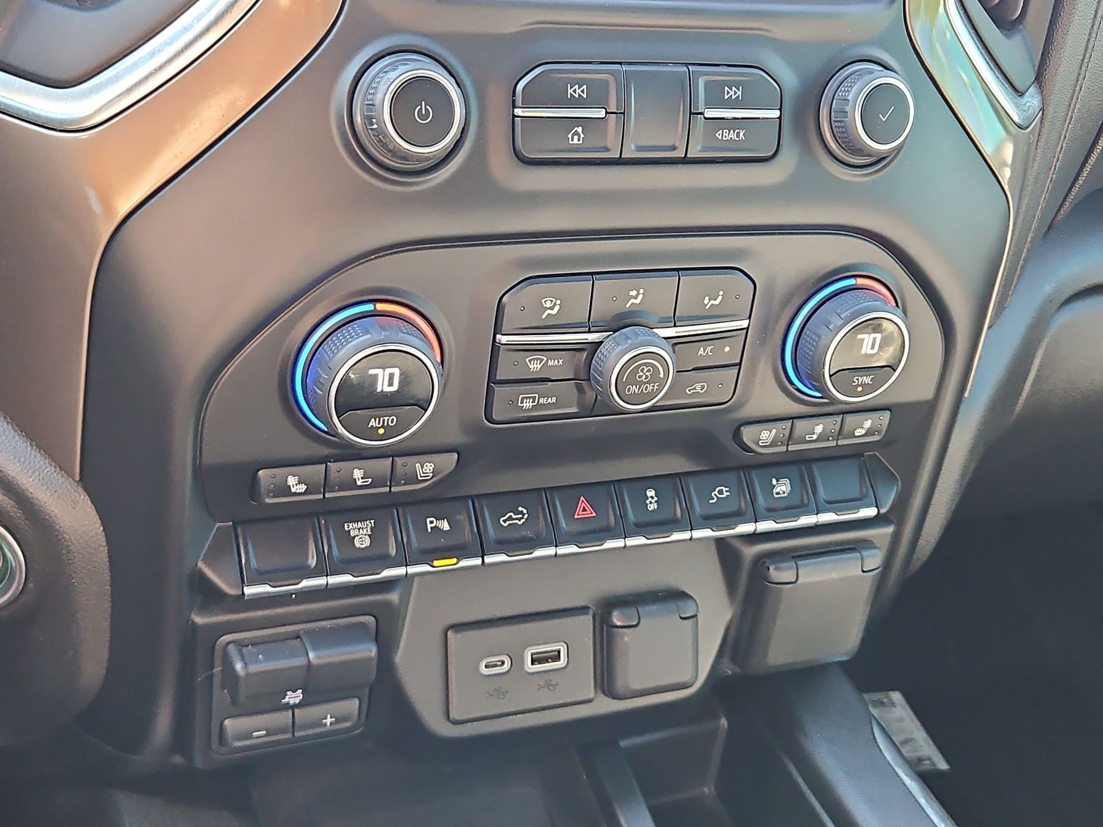 2023 Chevrolet Silverado 3500HD High Country - Photo 21