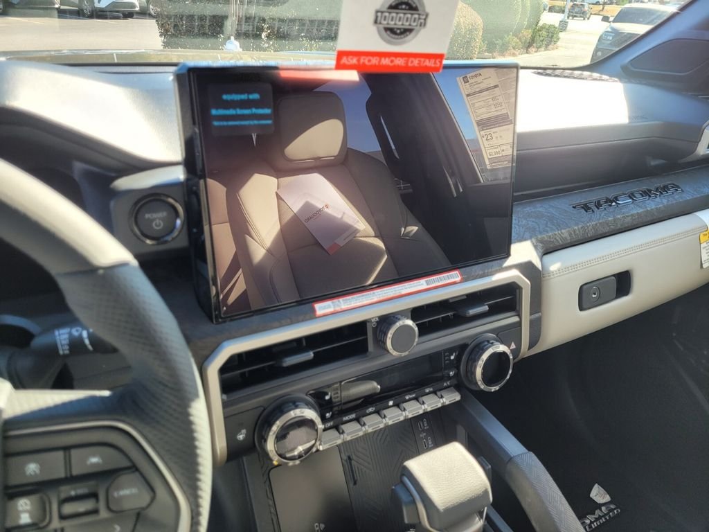 2025 Toyota Tacoma Limited - Photo 17