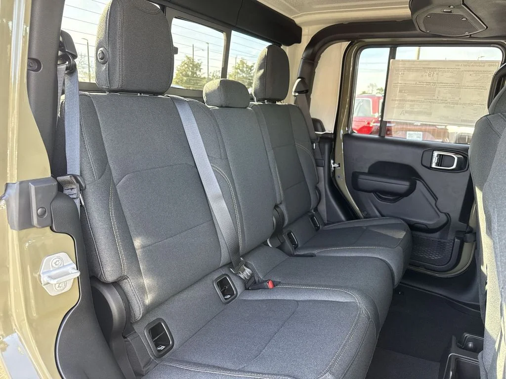 2025 Jeep Gladiator Sport S - Photo 26
