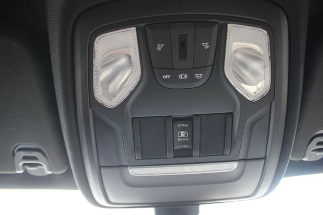 Used 2021 White Ram Big Horn/Lone Star image 13