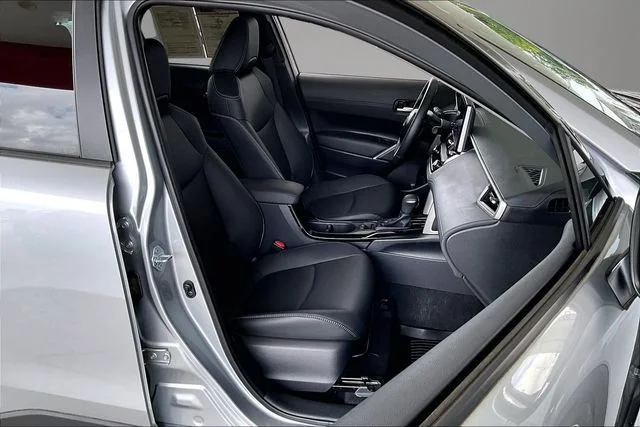 Used 2024 Silver Toyota XLE image 27
