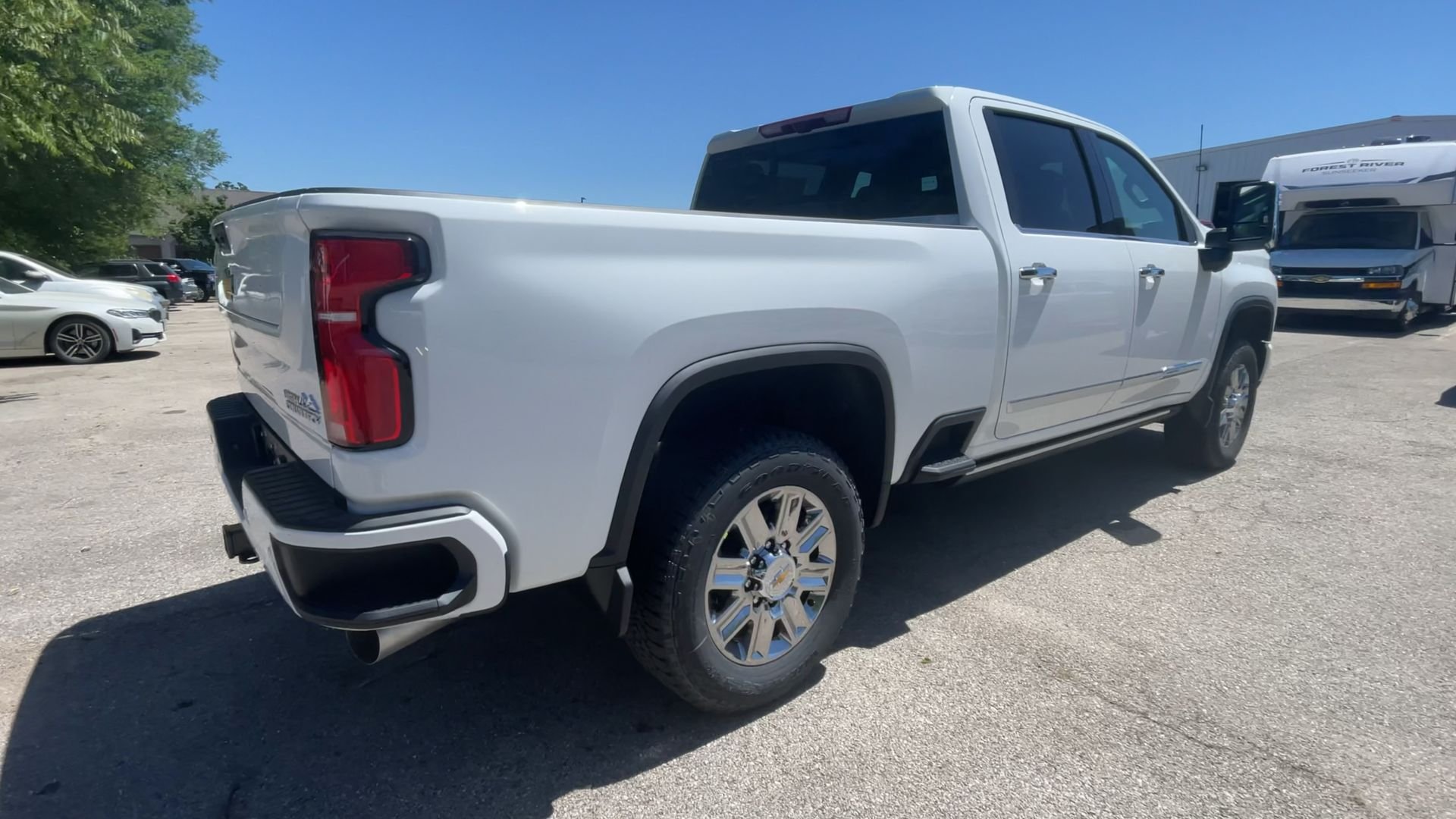 2026 Chevrolet Silverado 2500 HD High Country - Photo 8