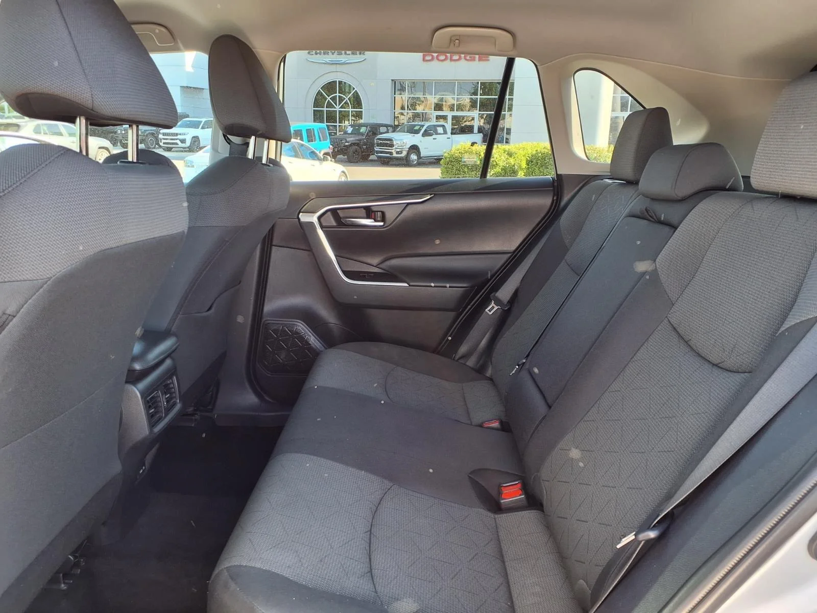 Used 2024  Toyota XLE image 21