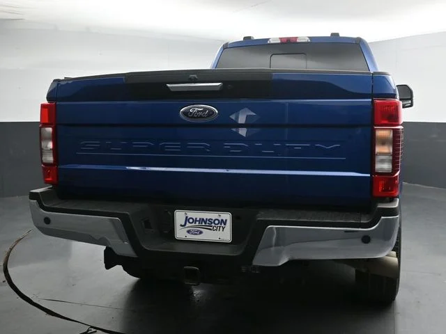 Used 2022 Blue Ford Lariat image 9