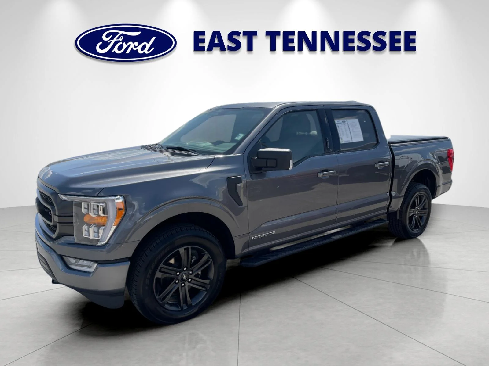 Used 2022 Gray Ford XLT image 7