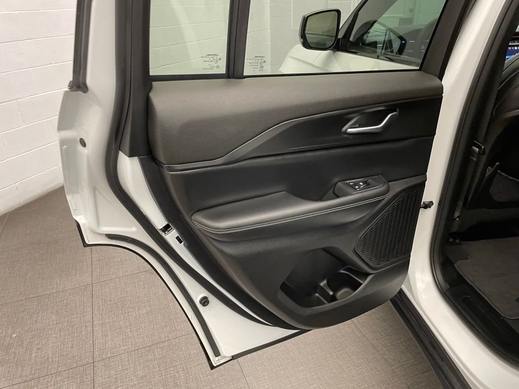 Certified Used 2023 White Jeep Altitude X image 18