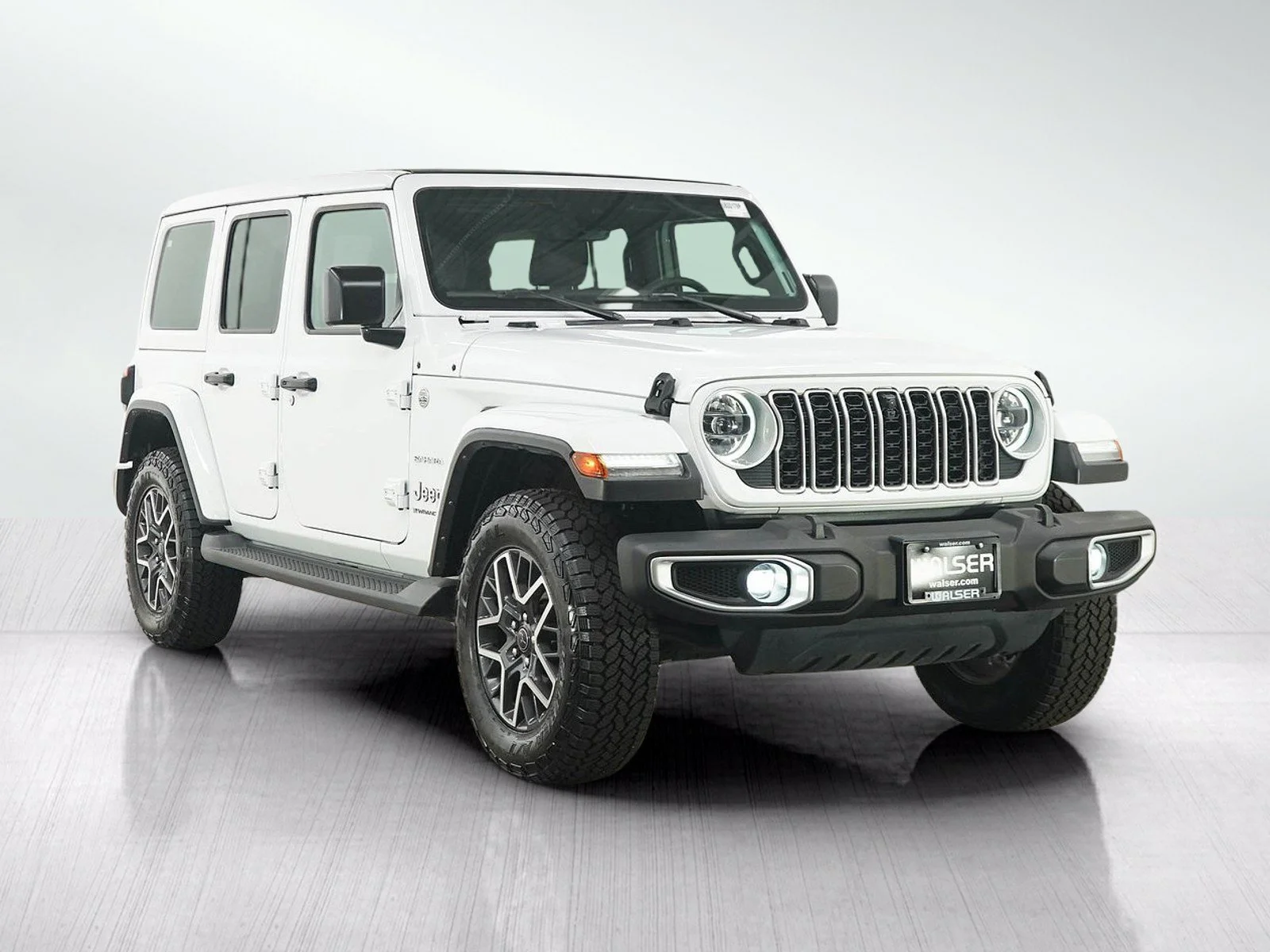 Used 2024 Bright White Clearcoat Jeep Sahara image 7