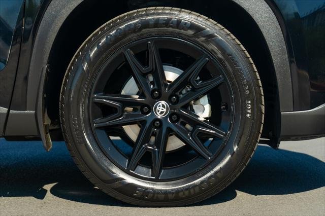 Certified Used 2024 MIDNIGHT BLACK METAL Toyota  image 15