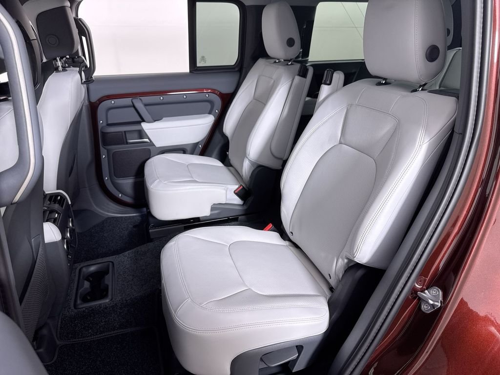 New 2026 Sedona Red Land Rover X-Dynamic SE image 20