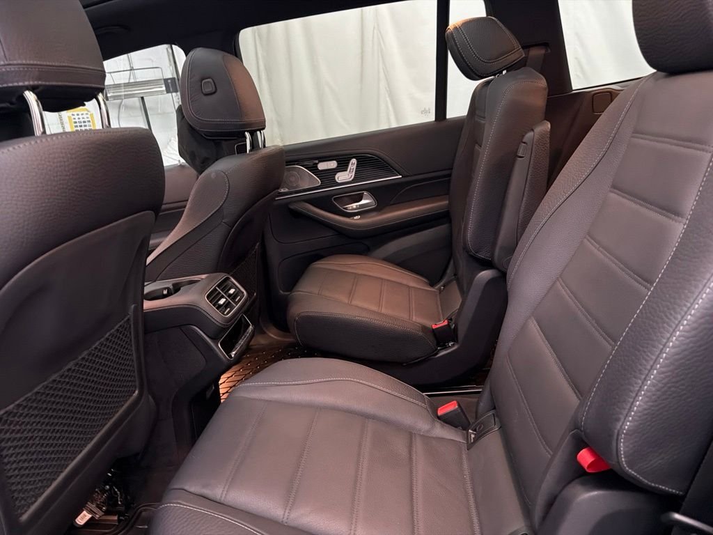 Certified Used 2025 Black Mercedes-Benz GLS 580 image 19