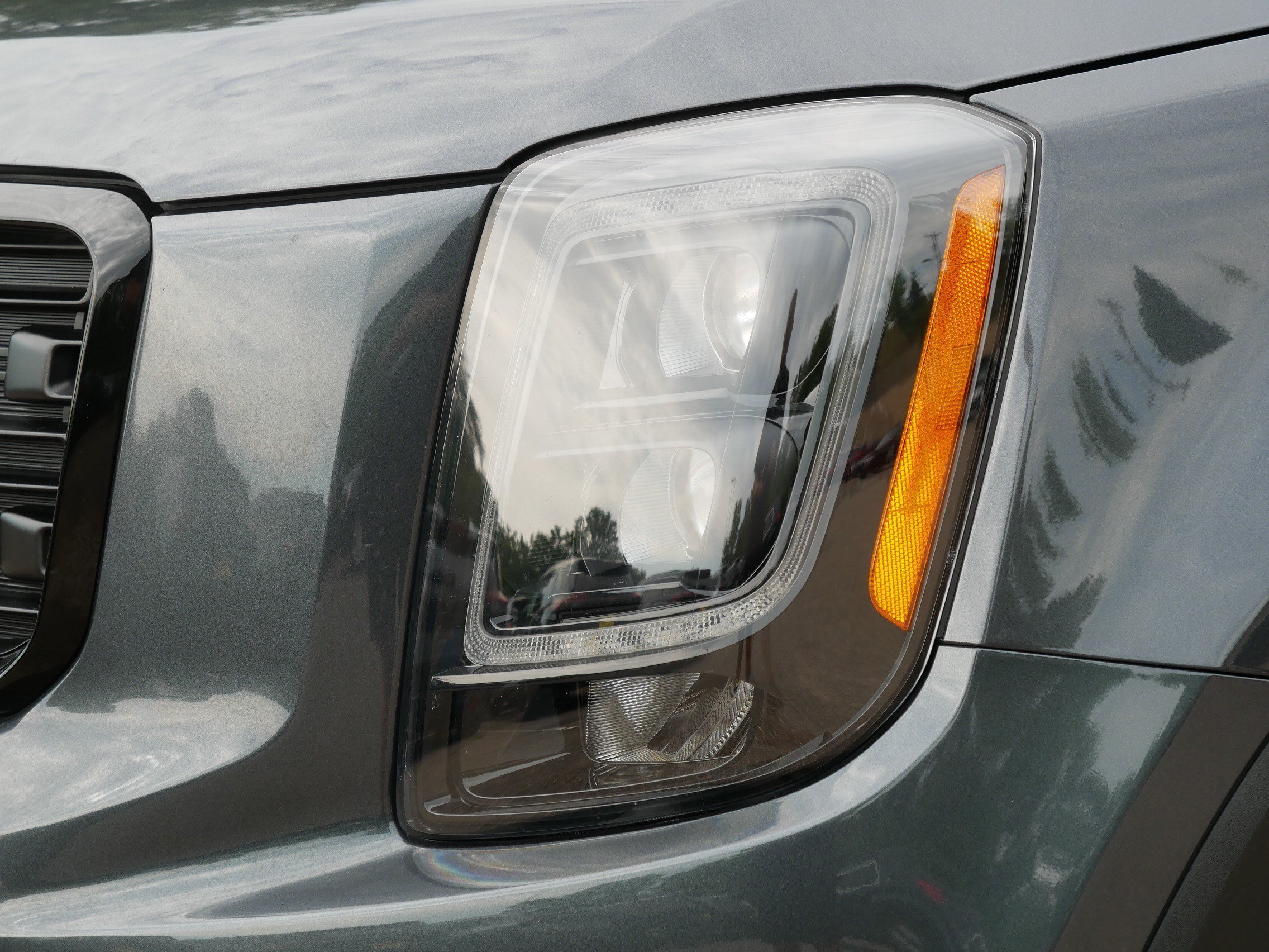 Certified Used 2021 Gravity Grey Kia SX image 16