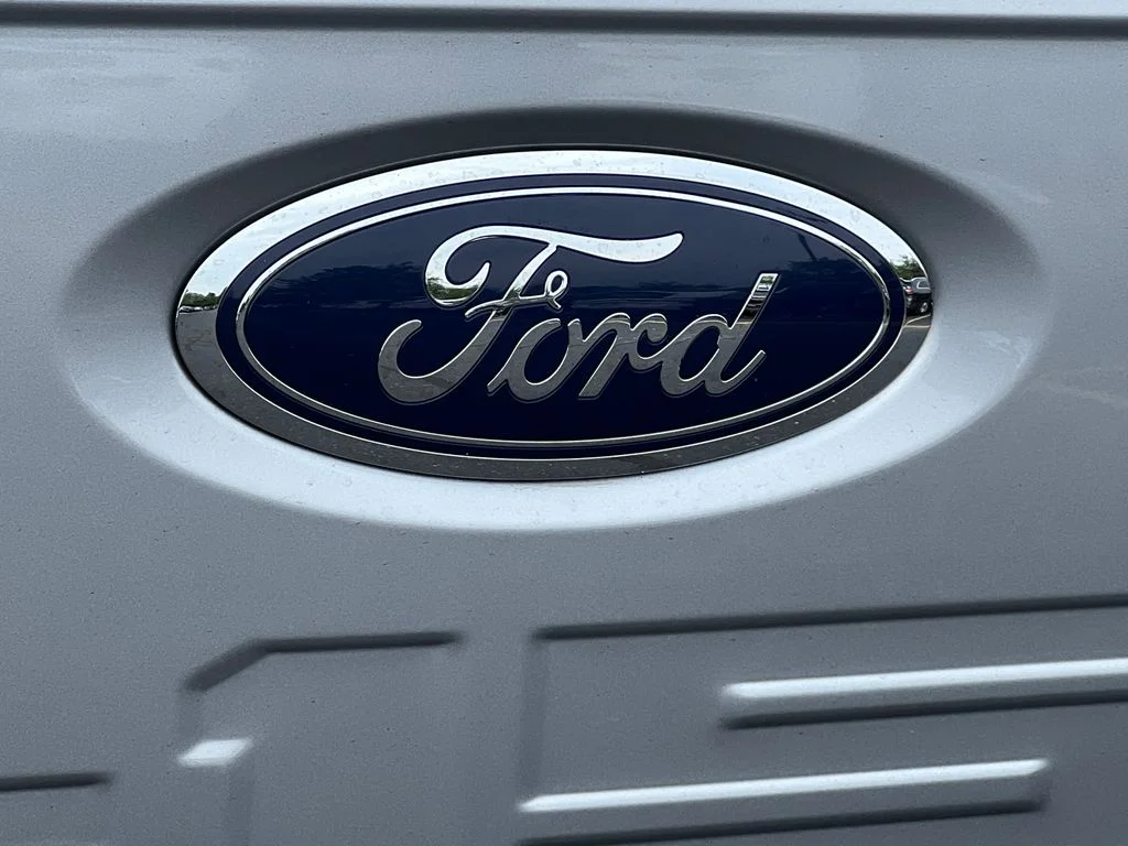 Used 2021 Silver Ford XLT image 35