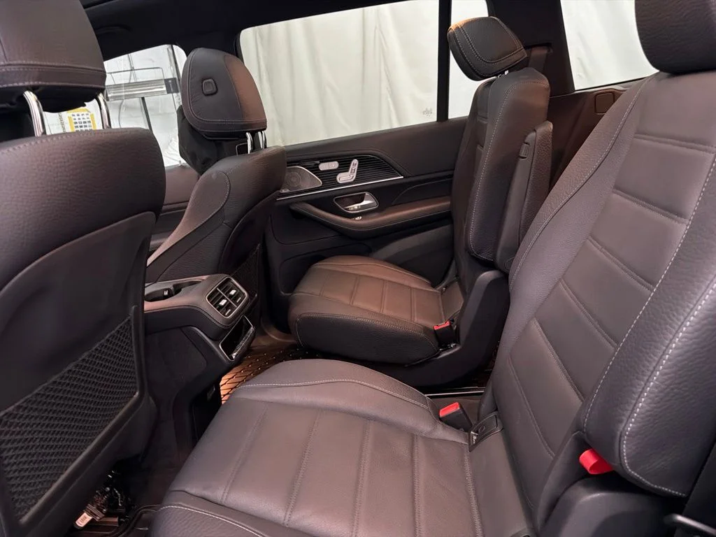 Certified Used 2025 Black Mercedes-Benz GLS 580 image 19