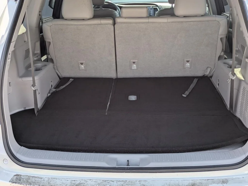 Used 2018 White Toyota Limited image 62