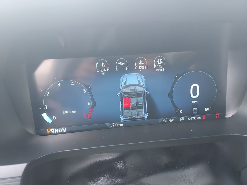 Used 2025 Silver Ford XLT image 18