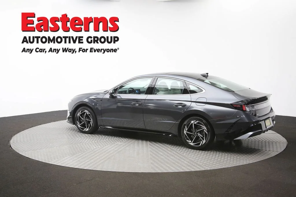 Used 2024 Gray Hyundai SEL image 64