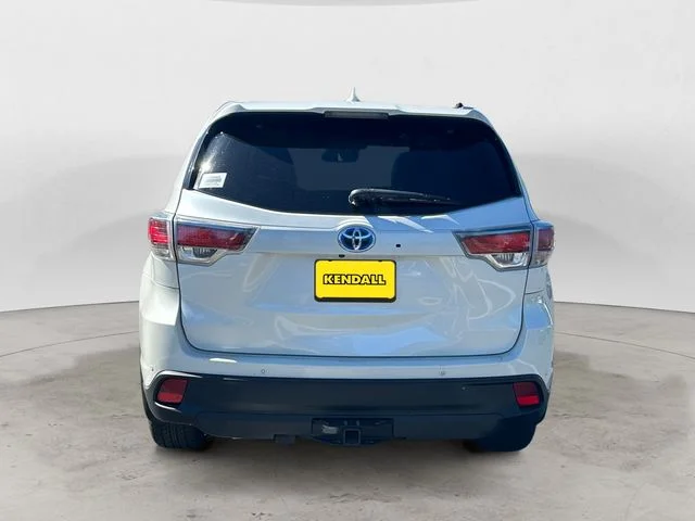 Used 2015 White Toyota Limited Platinum image 6