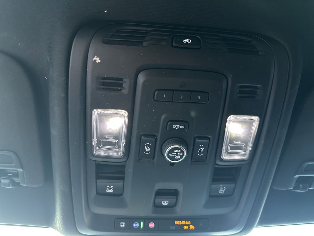 Used 2021 Red Cadillac Premium Luxury image 23