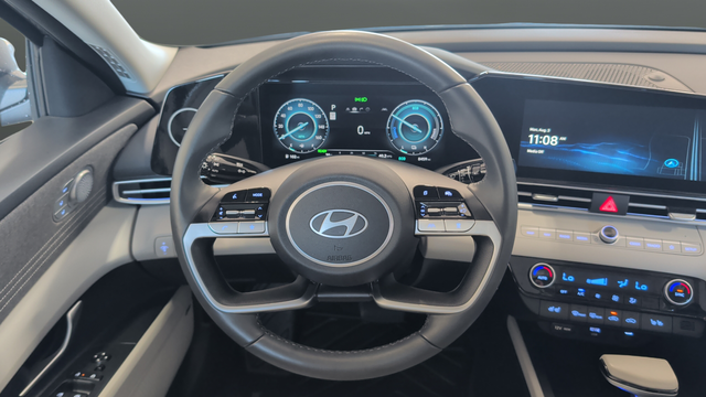 Certified Used 2025 Fluid Metal Hyundai Limited image 16