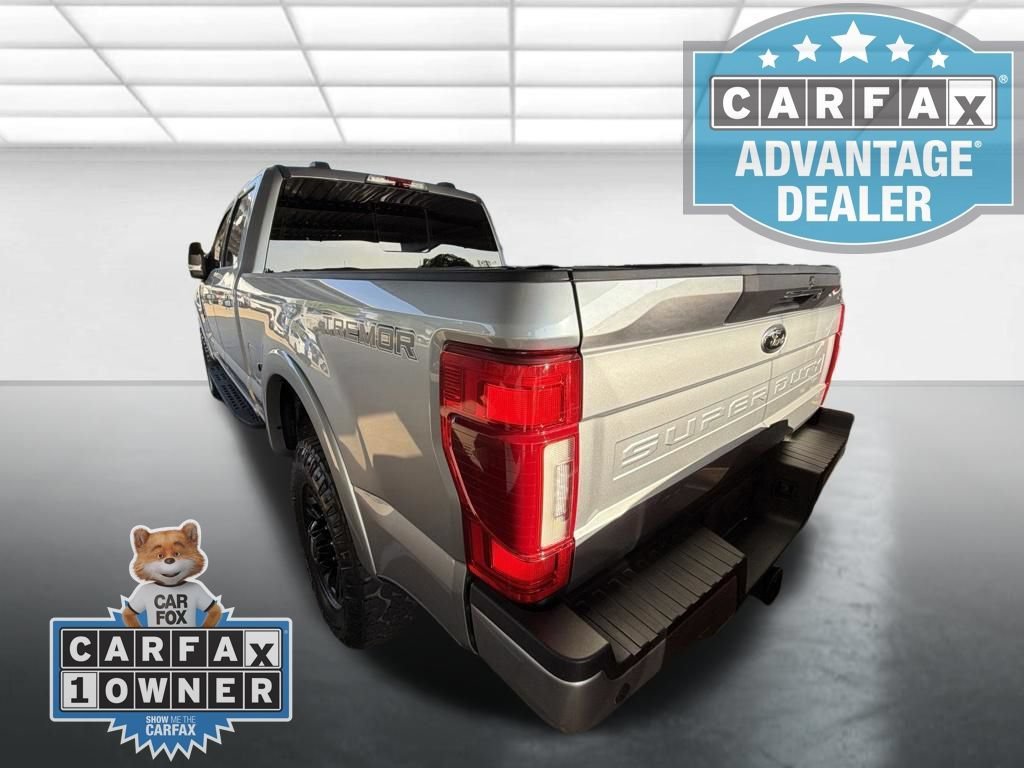 Used 2022  Ford XL image 4