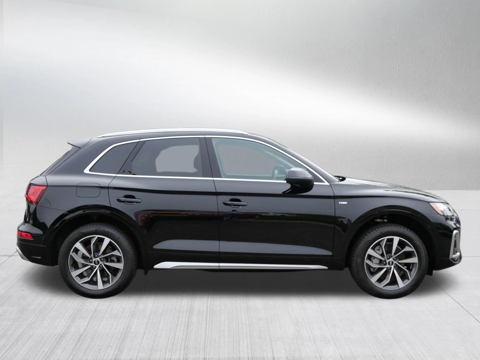 Used 2023 Mythos Black Metallic Audi S line Premium image 8