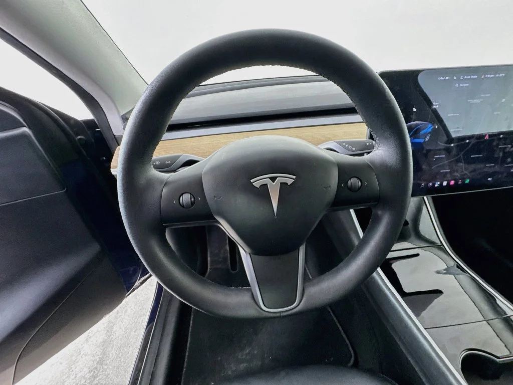 Used 2021 Deep Blue Metallic Tesla Long Range image 12