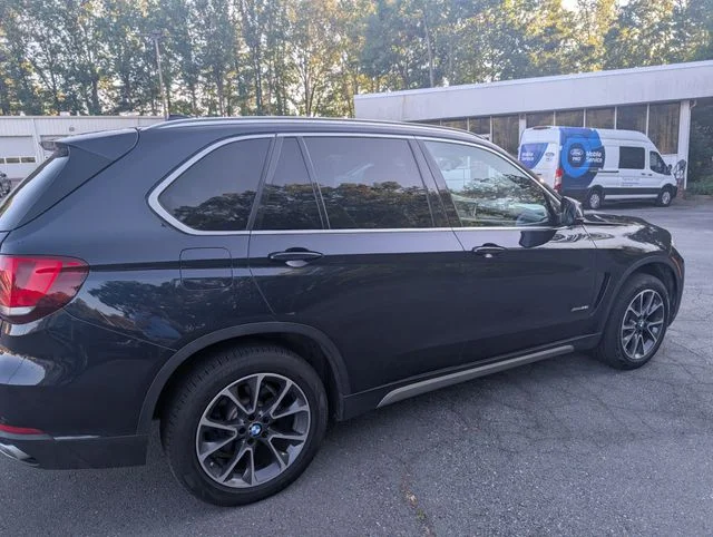 Used 2018 Blue BMW xDrive35i image 3