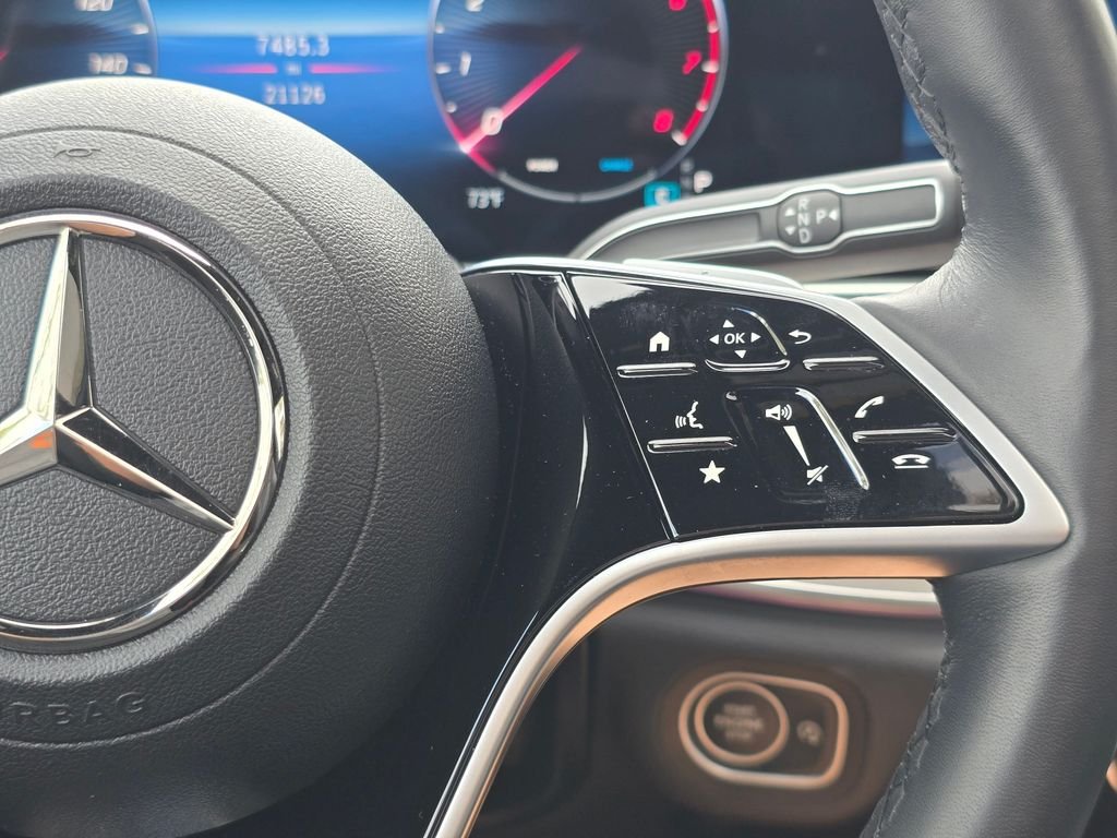 Used 2025  Mercedes-Benz GLS 450 image 22