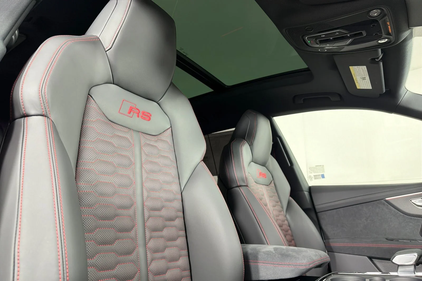 New 2026 Glacier White Metallic Audi performance quattro image 15