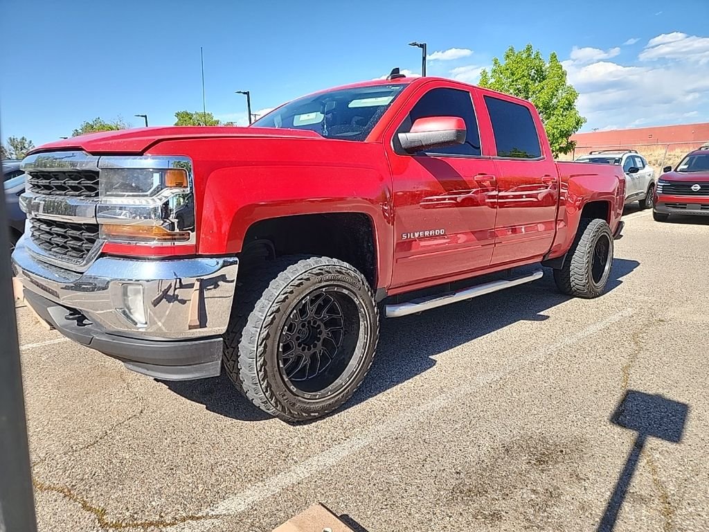 2017 Chevrolet Silverado 1500 LT 4X4 Crew Cab Short Box's photo