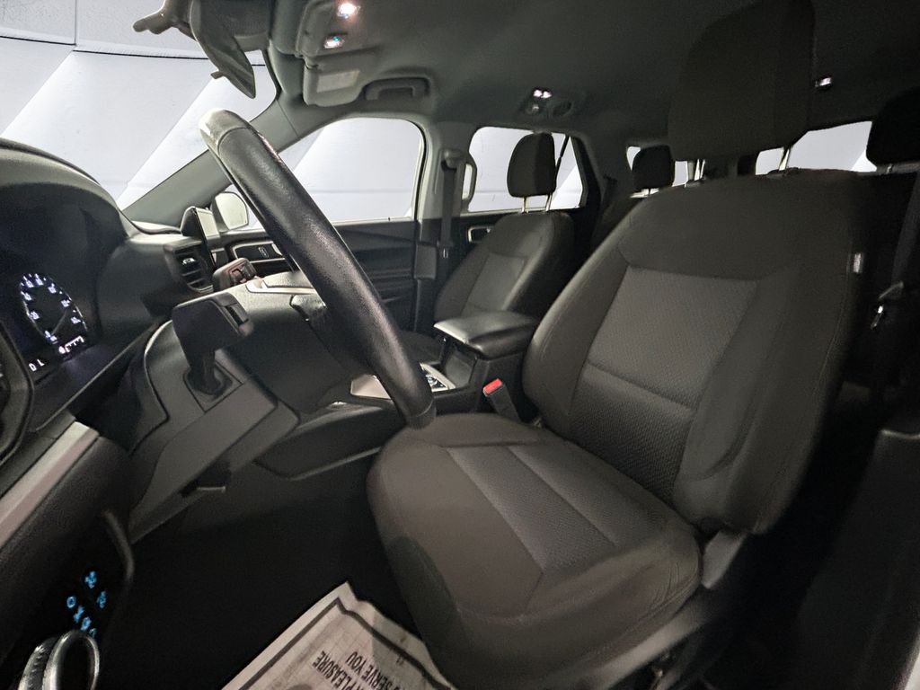 Used 2023 White Ford XLT image 8