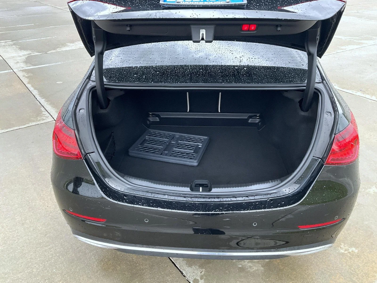 Used 2022 Black Mercedes-Benz C 300 image 9