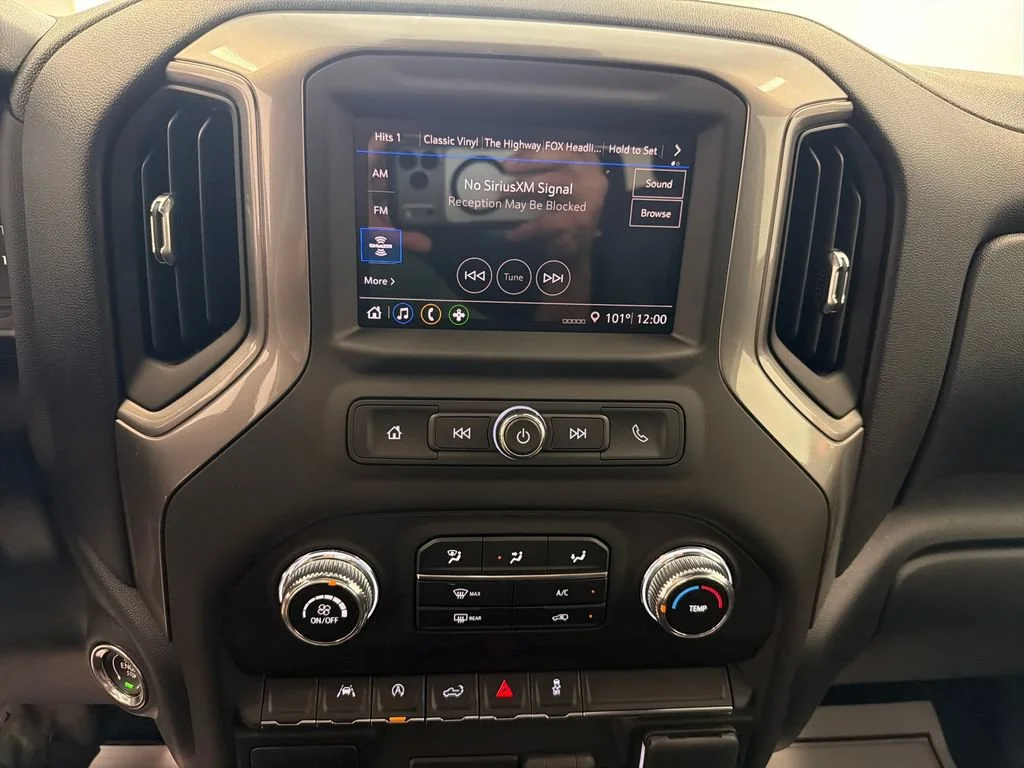 New 2026 Onyx Black GMC Pro image 19