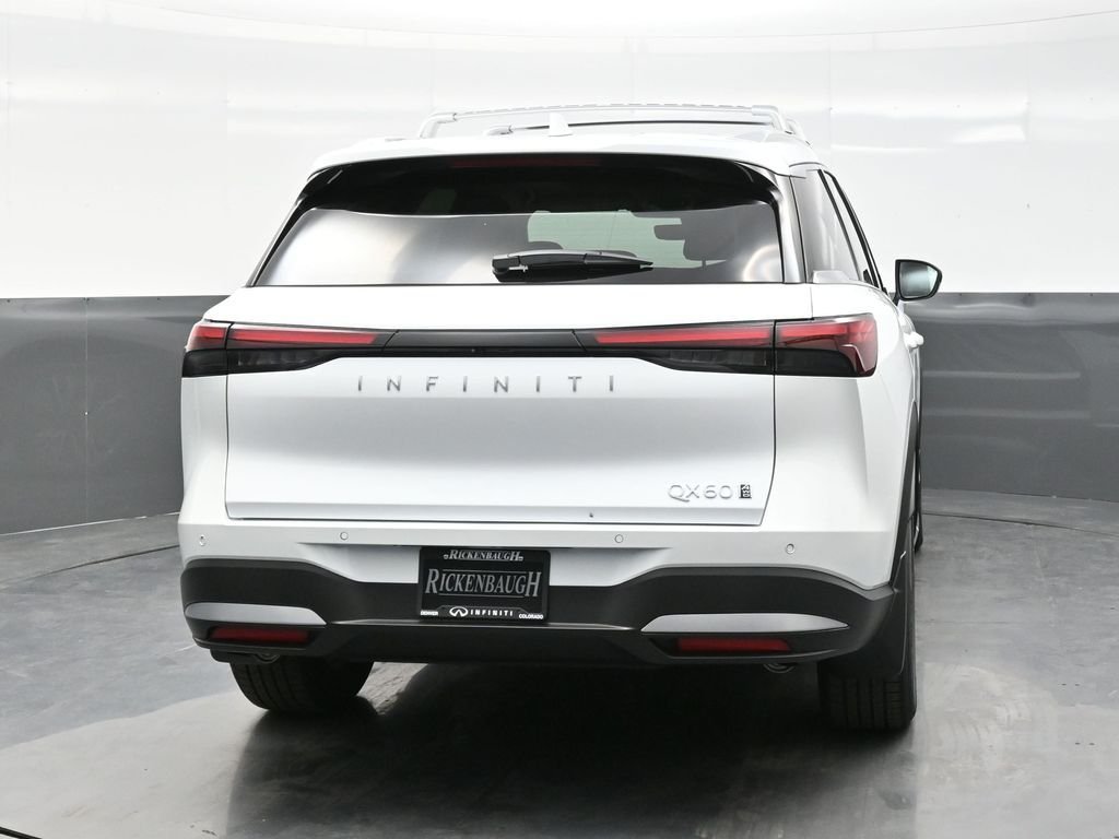Used 2026 White INFINITI LUXE image 6
