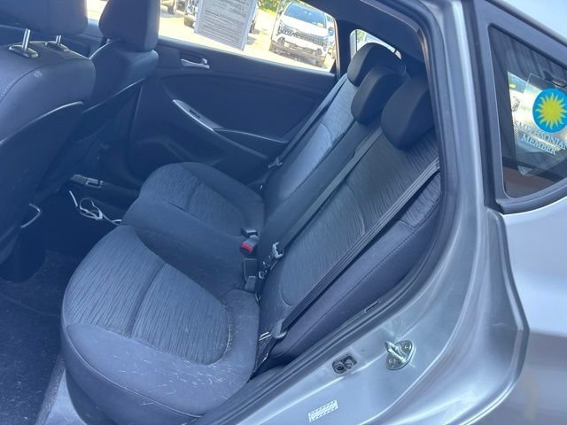 Used 2016 Ironman Silver Metallic Hyundai SE image 12