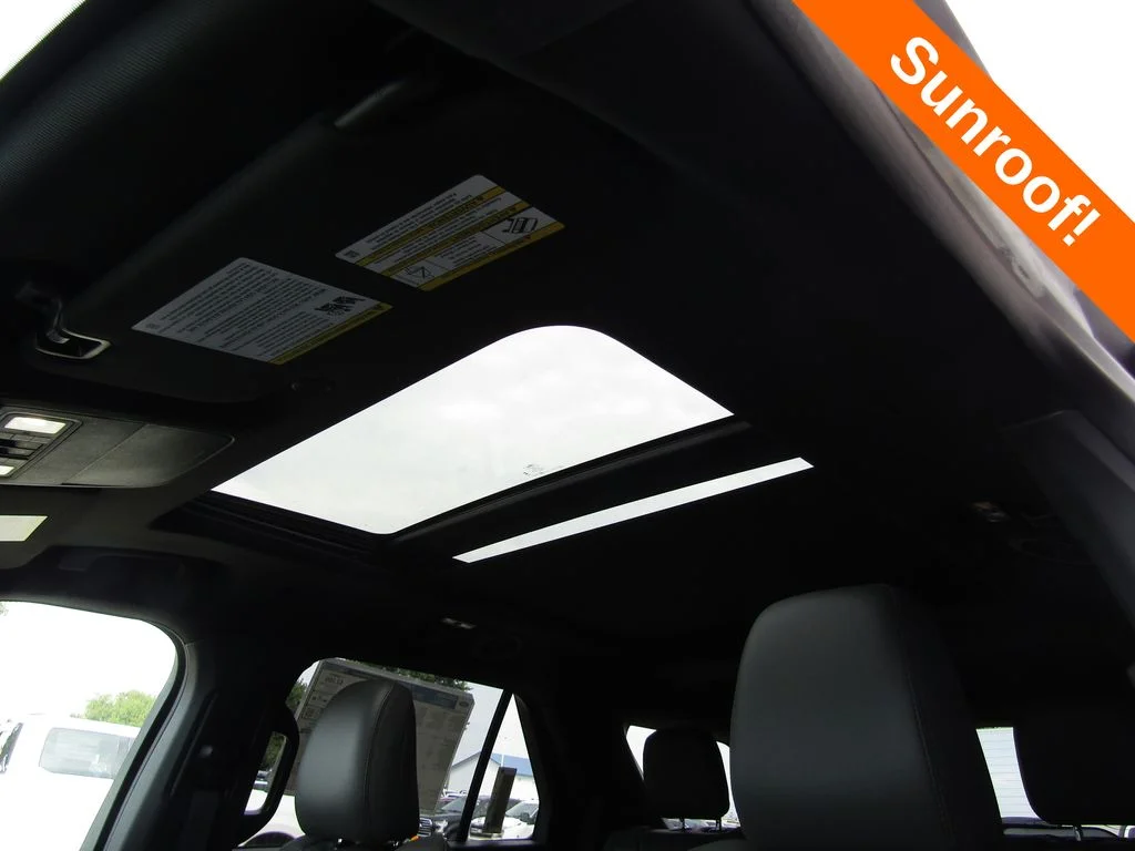 New 2027 Avalanche Gray Ford Active image 7