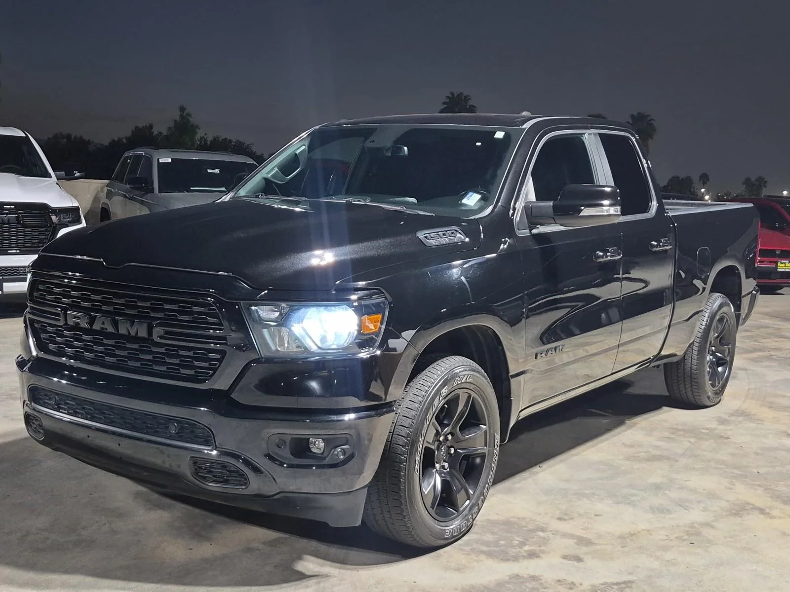 Certified Used 2022 Diamond Black Crystal Pearlcoat Ram Big Horn image 3