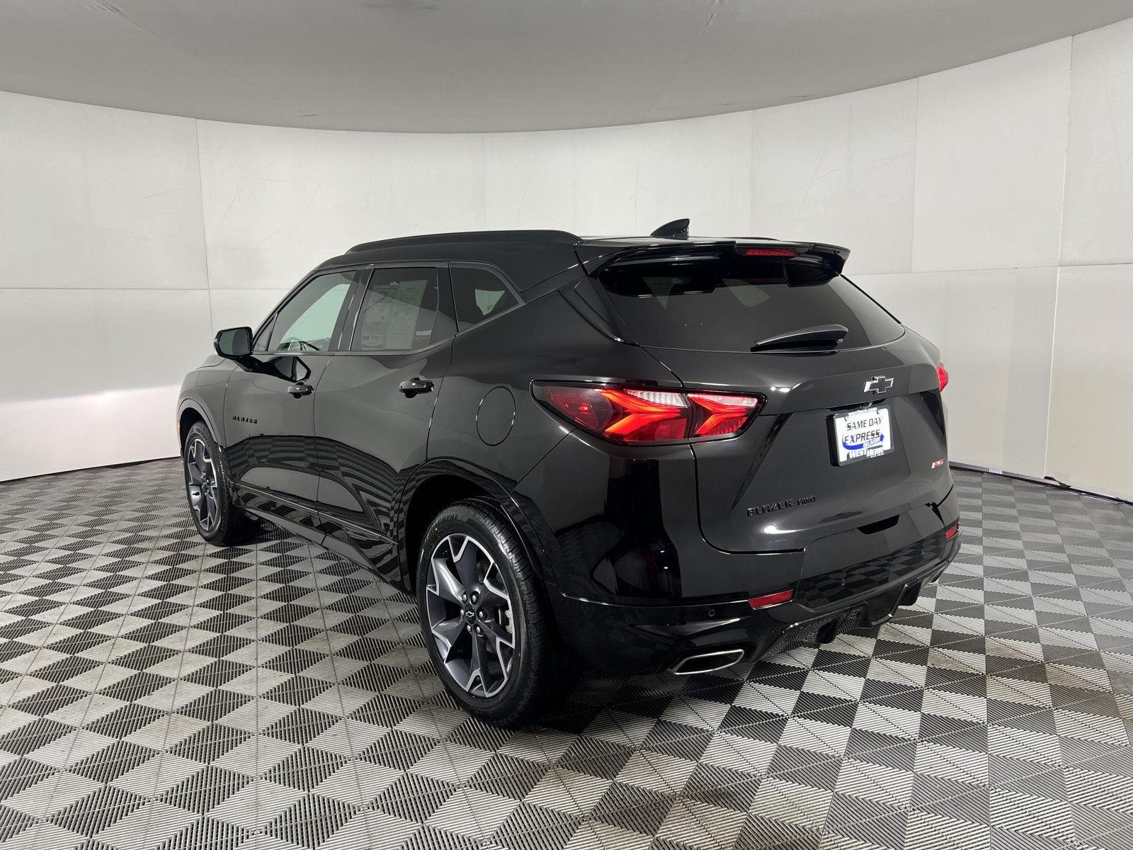 Used 2021 Black Chevrolet RS image 20