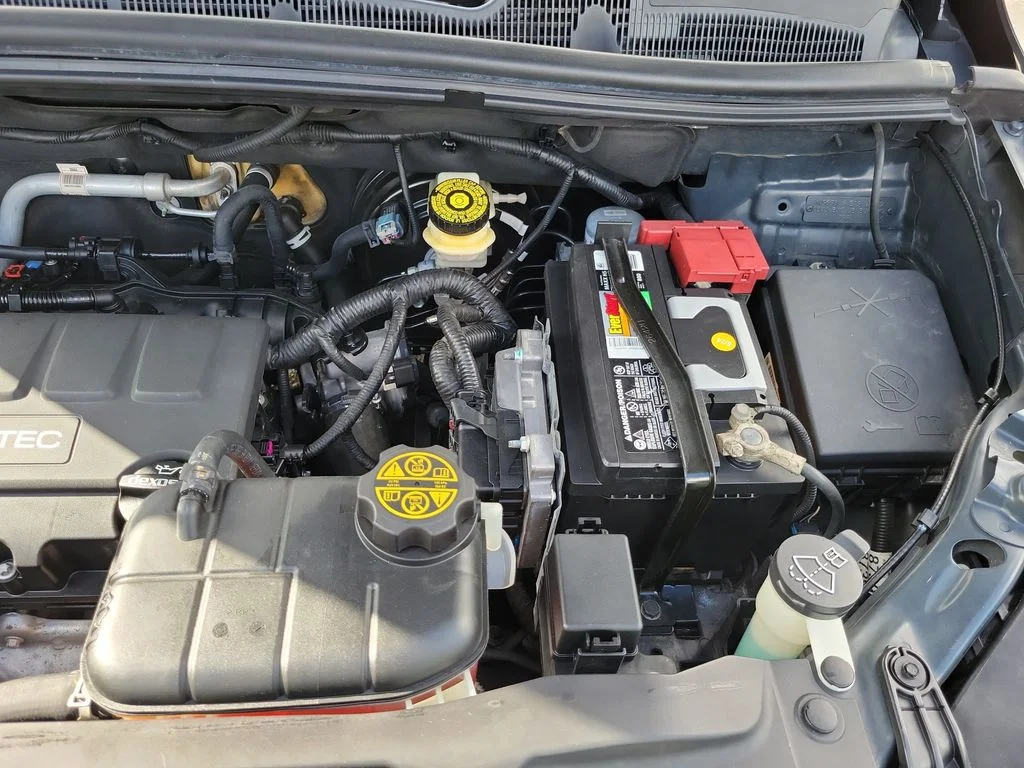 Used 2018 Gray Buick Preferred image 40