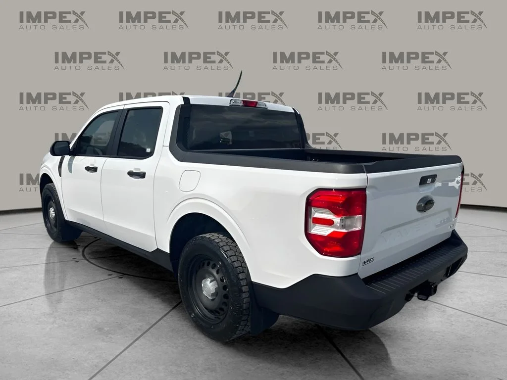 Used 2024 White Ford XL image 2