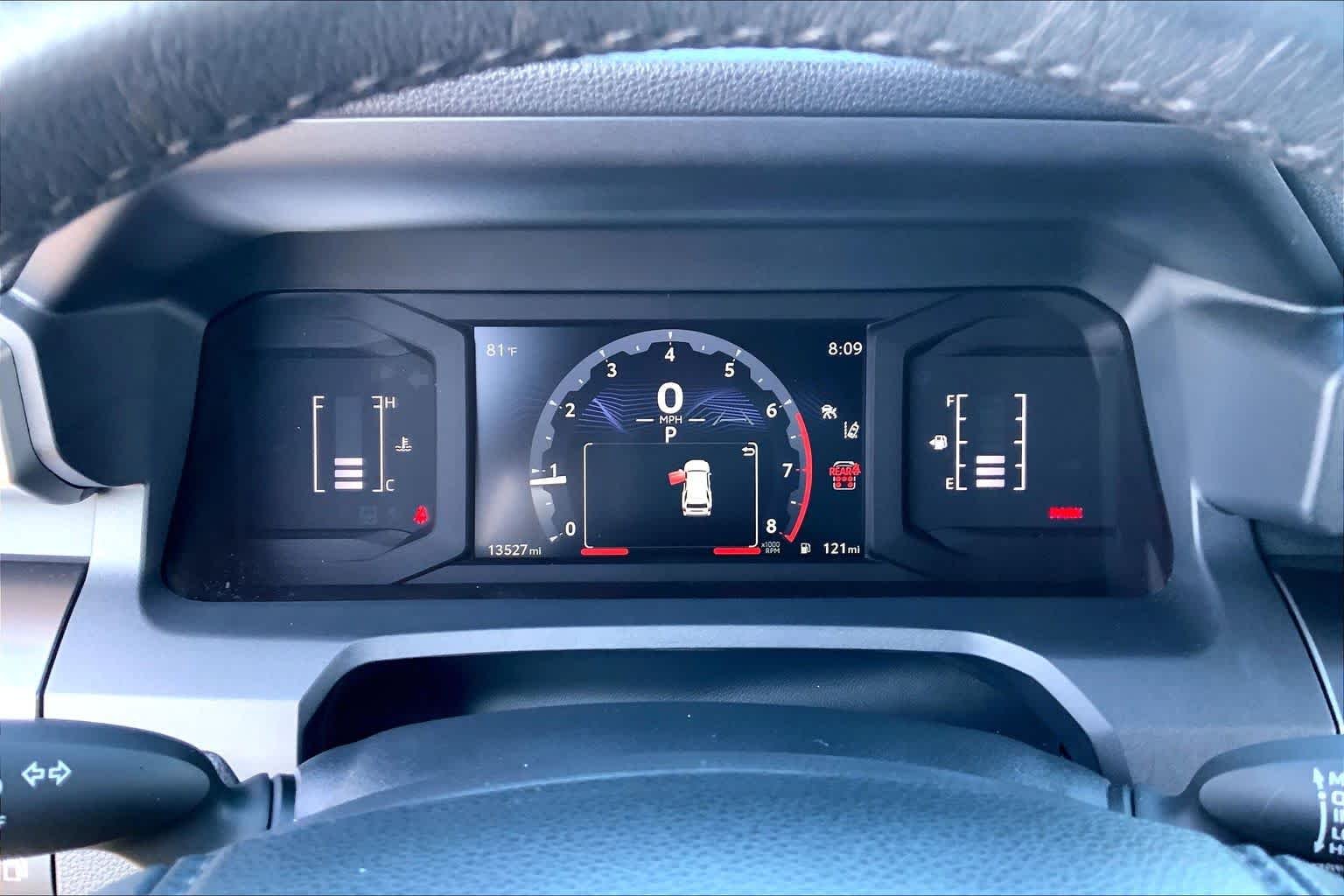 Used 2025 Underground Toyota SR5 image 25
