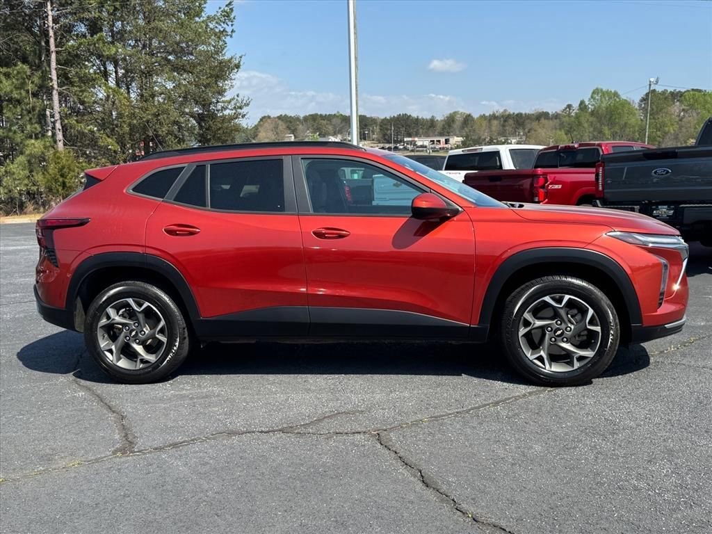 Used 2024 Chevrolet Trax LT with VIN KL77LHE22RC010312 for sale in West Union, SC