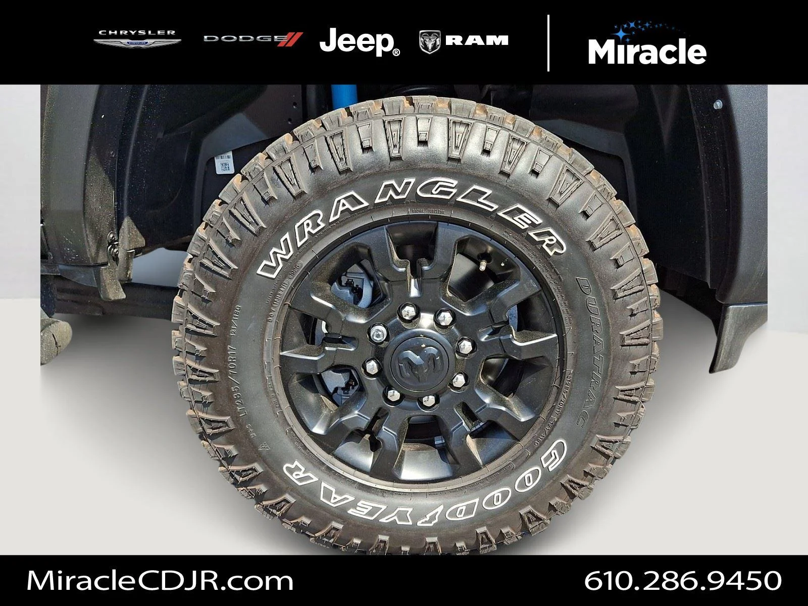 Used 2025 Bright White Clearcoat Ram Power Wagon image 8