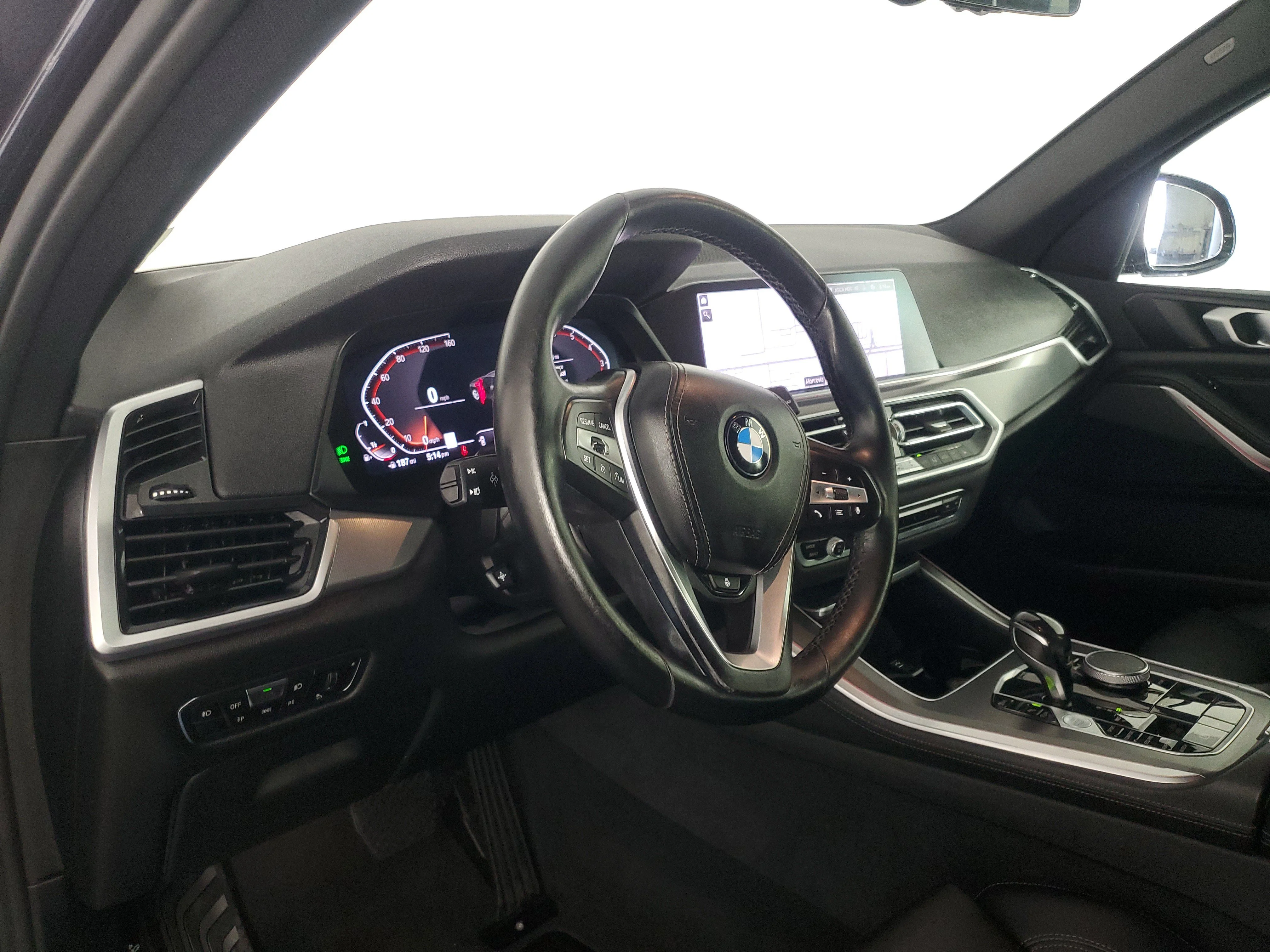 Used 2019 Arctic Gray Metallic BMW xDrive40i image 11