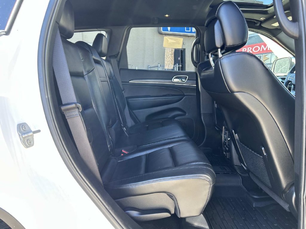 Used 2019 White Jeep Limited image 17