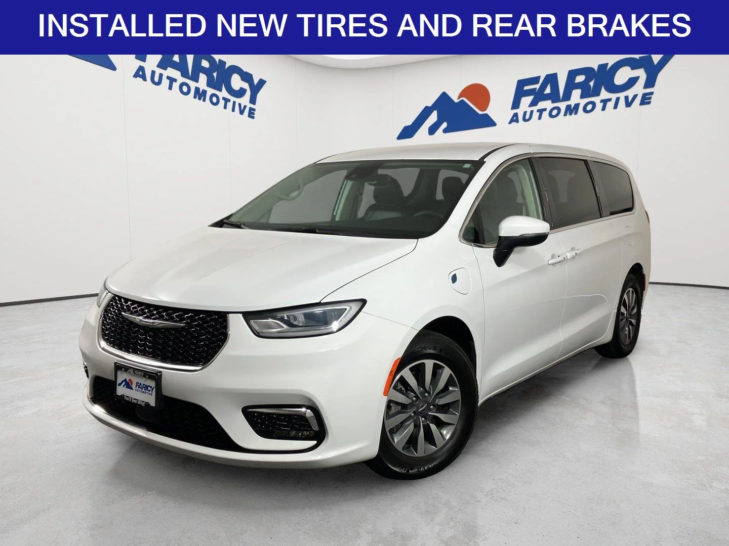 2023 Chrysler Pacifica Hybrid
