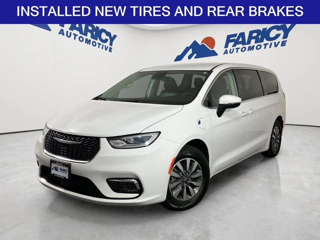 2023 Chrysler Pacifica Hybrid Touring L