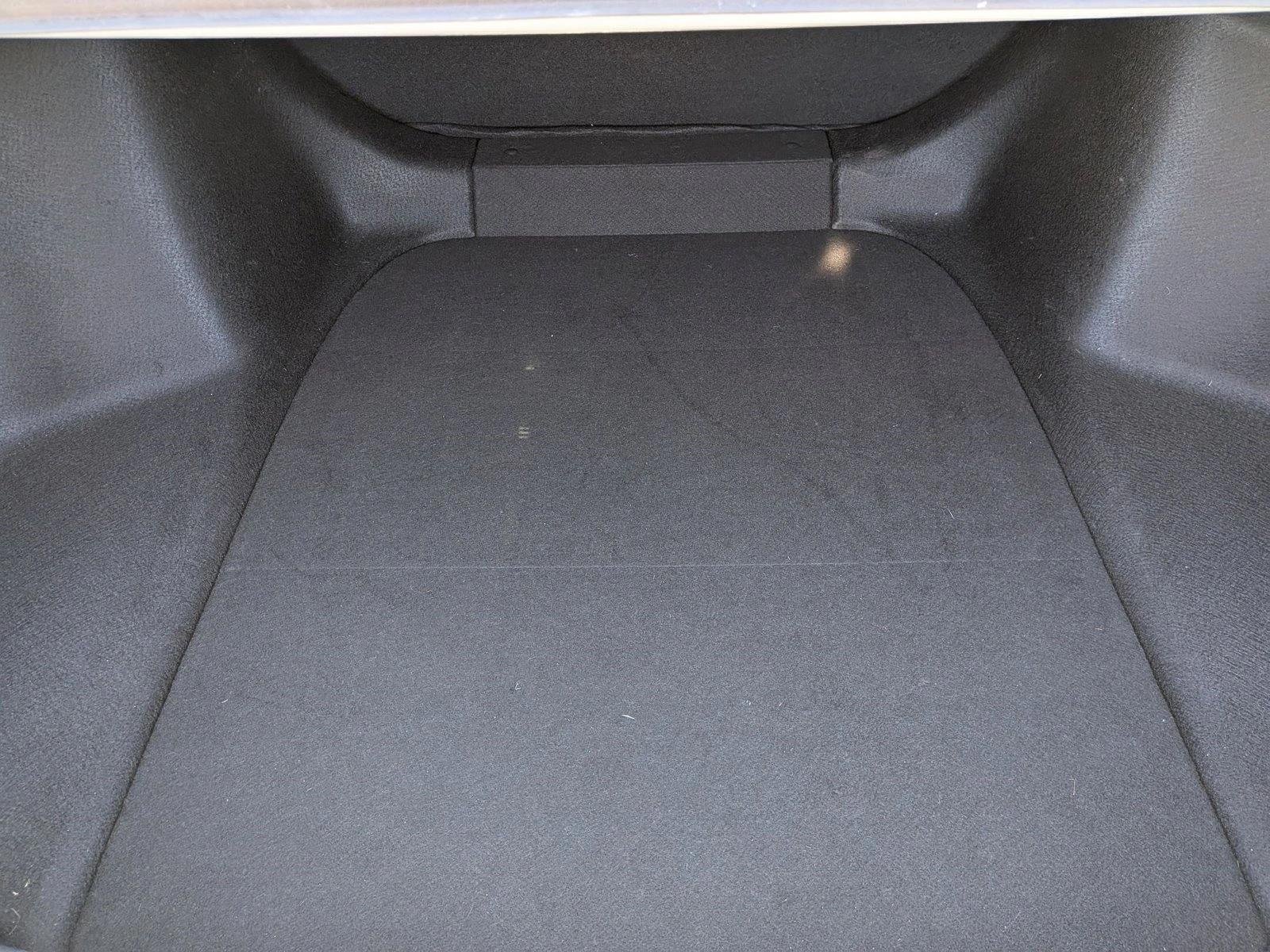 Used 2024 Solar Silver Metallic Honda LX image 6